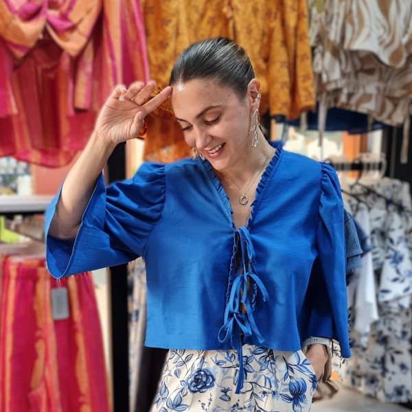 BLUSA AZUL ELECTRICO TIRAS