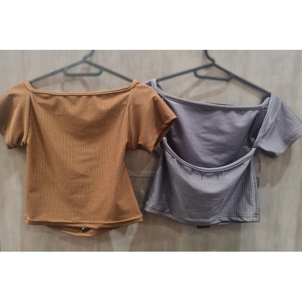 TOP DORADO UN HOMBRO