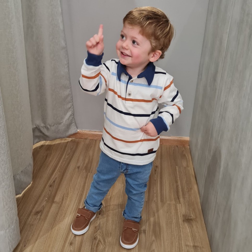 BUZO BEIGE CUELLO CAMISERO