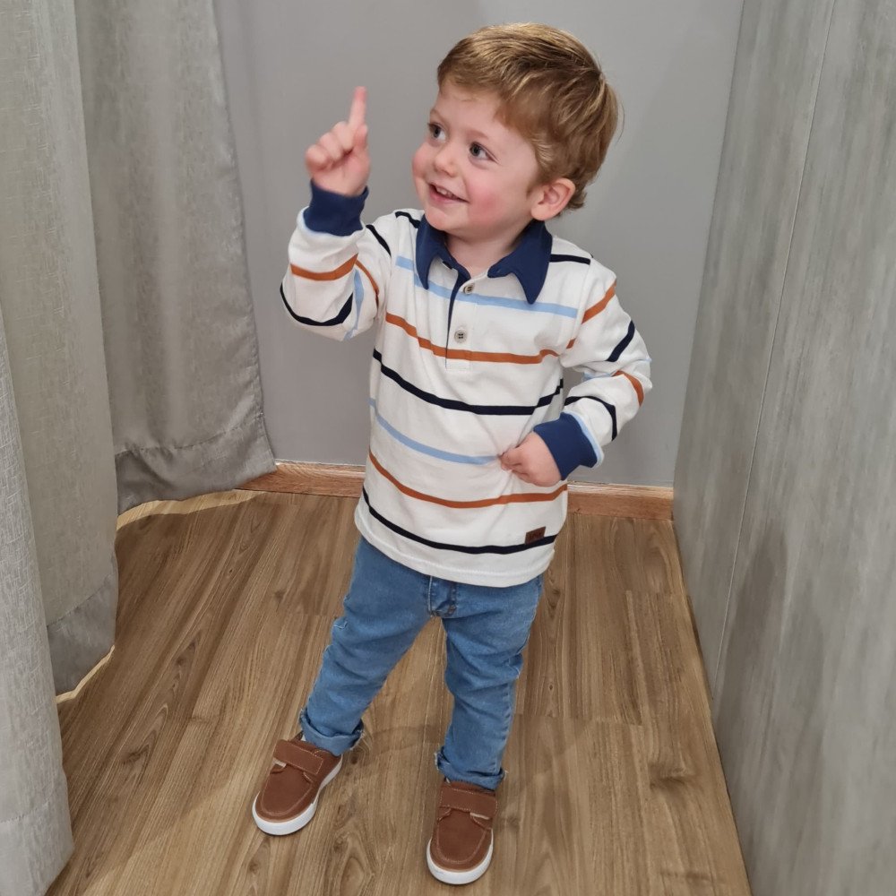 BUZO BEIGE CUELLO CAMISERO