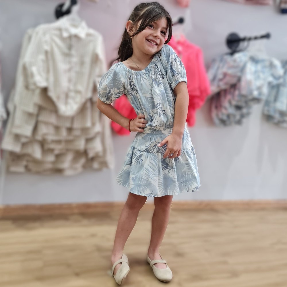 FALDA-SHORT CELESTE DISEÑO HOJAS