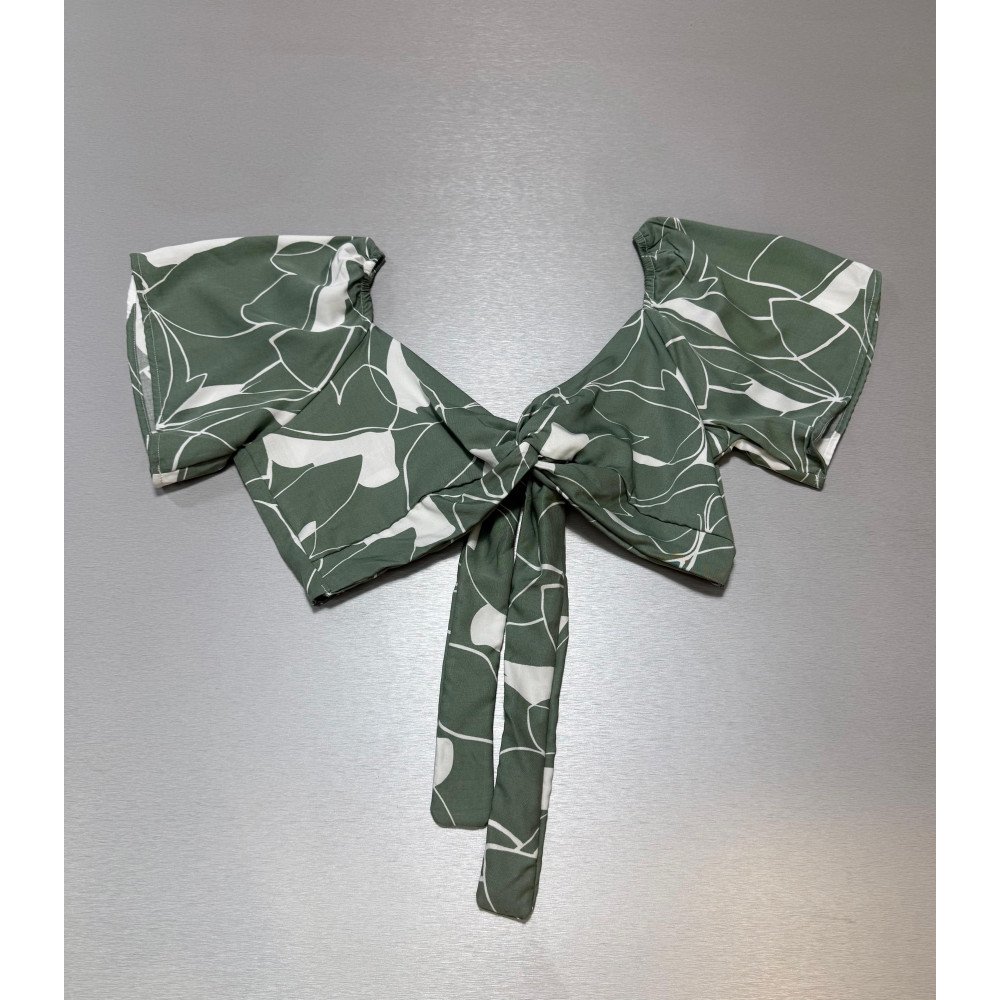 BLUSA NUDO VERDE DISEÑO