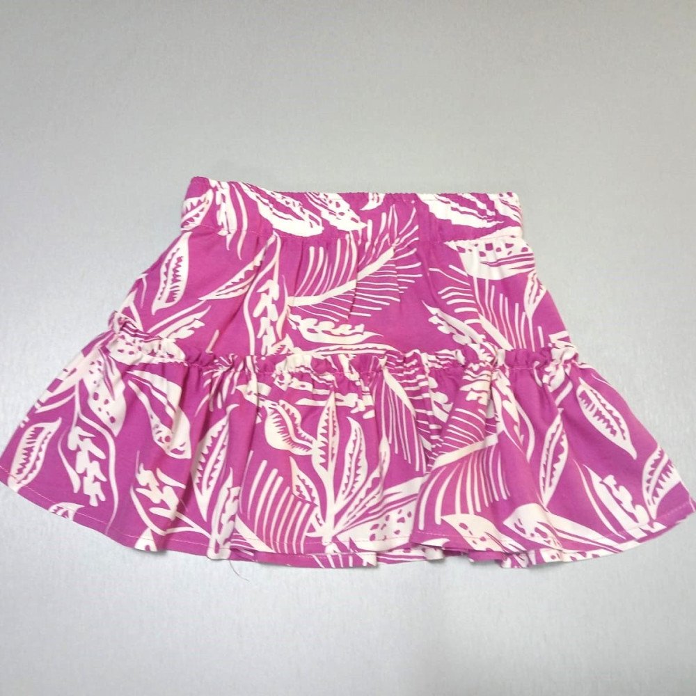 FALDA CORTA MAGENTA DISEÑO
