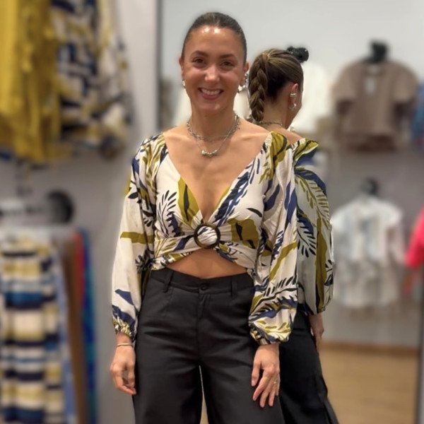 BLUSA CRUZADA DISEÑO VERDE-AZUL