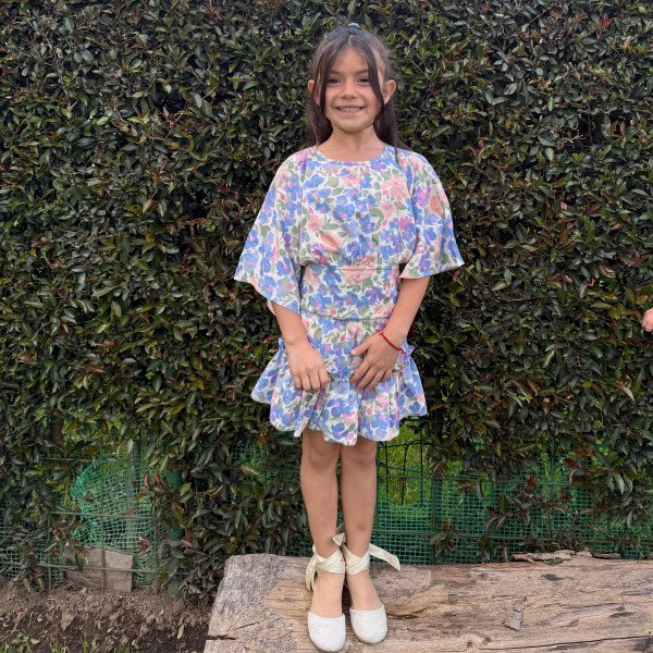 BLUSA FLOREADA CELESTE