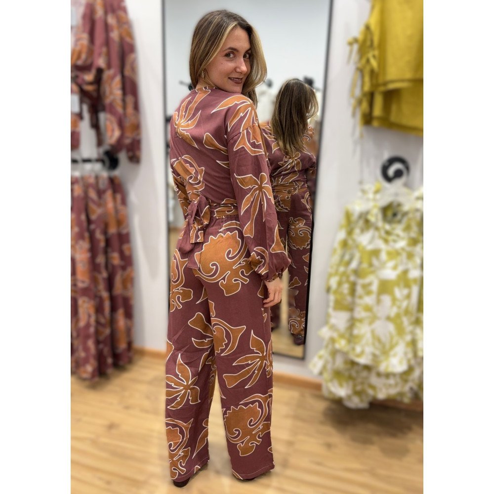 PANTALON DISEÑO VINO-CAFE