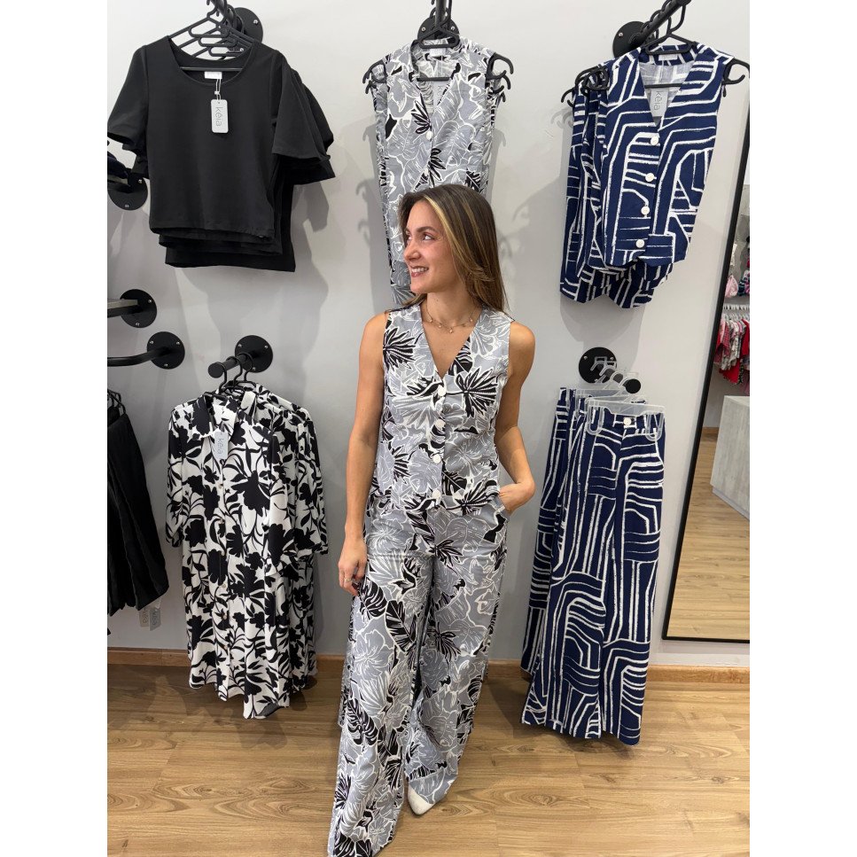 CHALECO DISEÑO GRIS-NEGRO