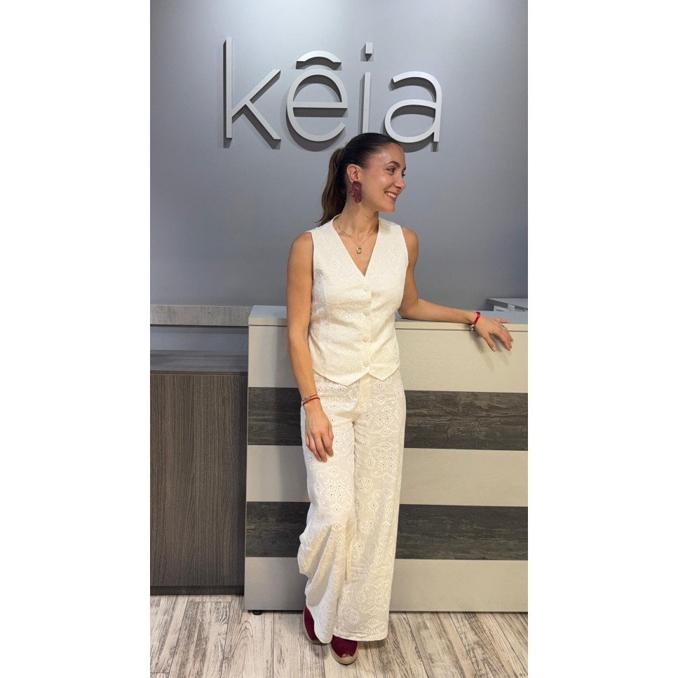 PANTALON BLANCO OJALILLO