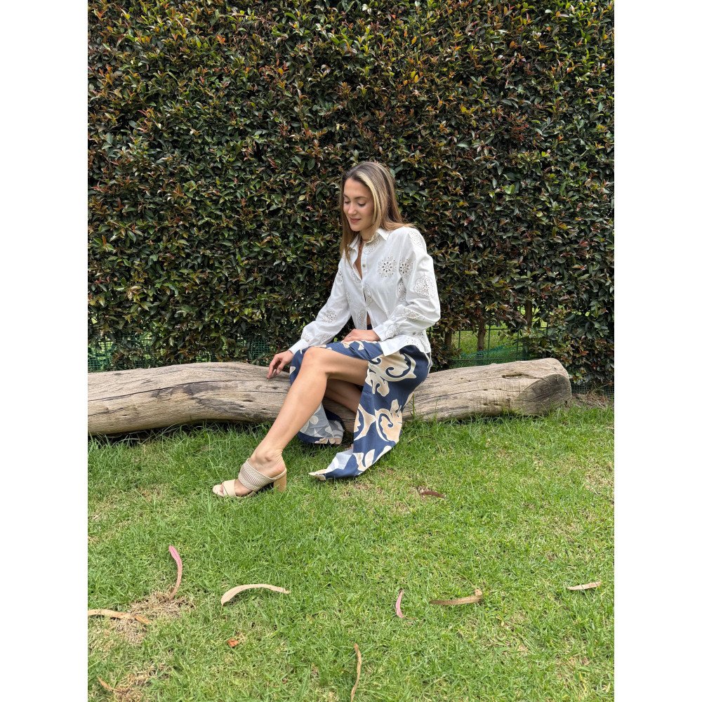 CAMISERA BLANCA OJALILLO CAMEL