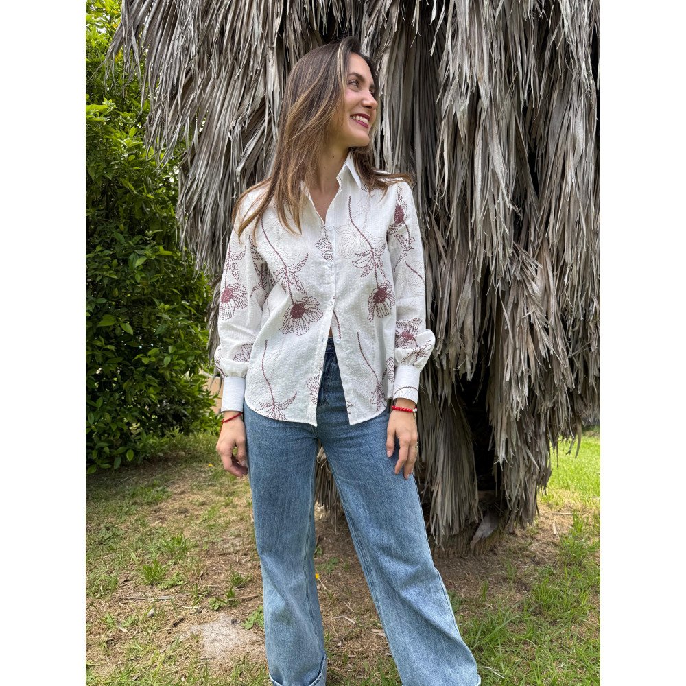 BLUSA CAMISERA BLANCA FLORES VINO