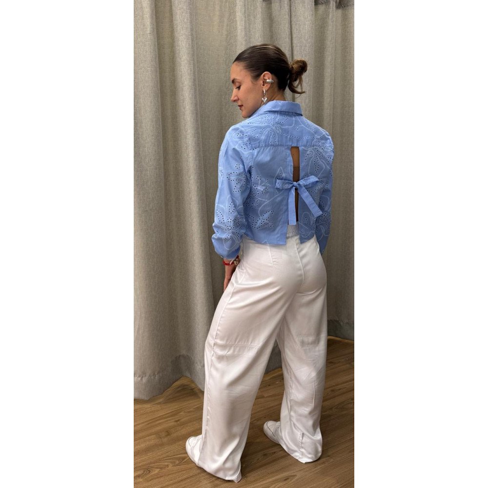 CAMISERA CORTA CELESTE OJALILLO